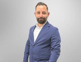 العميل Hussein Abdallah