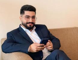 Agent Zeeshan  Farooq