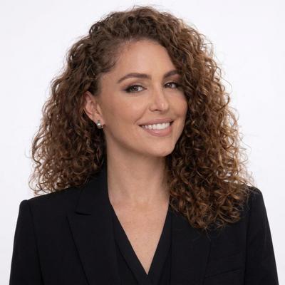 العميل Alina Achims