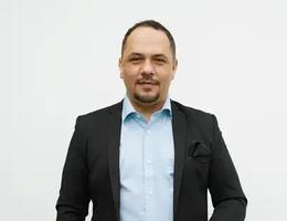 العميل Nader Zorgui