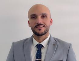 العميل Feras Abuteir