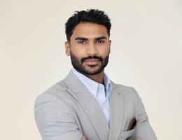 العميل Fazeer Ahameed Nasoordeen Roshan