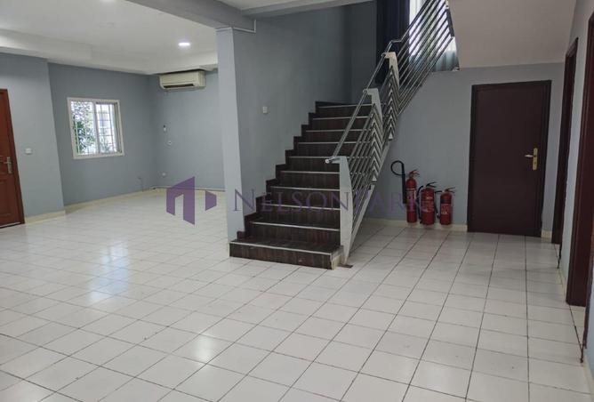 1030360 - Property Image 3