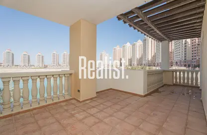 Townhouse - 2 Bedrooms - 3 Bathrooms for rent in Viva East - Viva Bahriyah - The Pearl Island - Doha