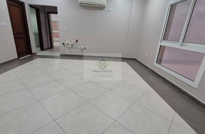 Apartment - 2 Bedrooms - 3 Bathrooms for rent in Al Sadd Road - Al Sadd - Doha