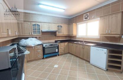 مجمع سكني - 3 غرف نوم - 3 حمامات للايجار في شارع الوعب - الوعب - الدوحة