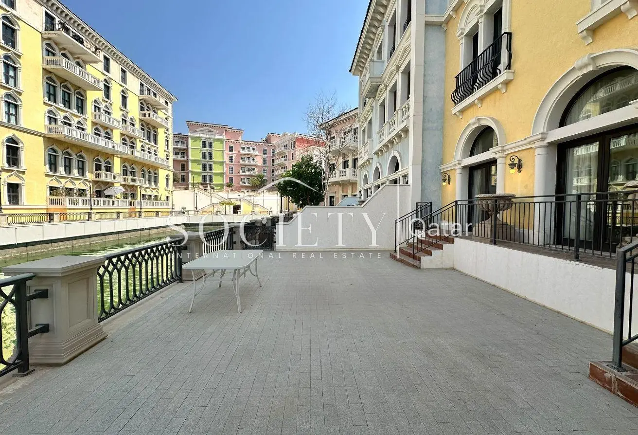 62130397 - Property Main Image
