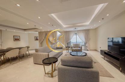Apartment - 3 Bedrooms - 4 Bathrooms for rent in Anas Street - Fereej Bin Mahmoud North - Fereej Bin Mahmoud - Doha