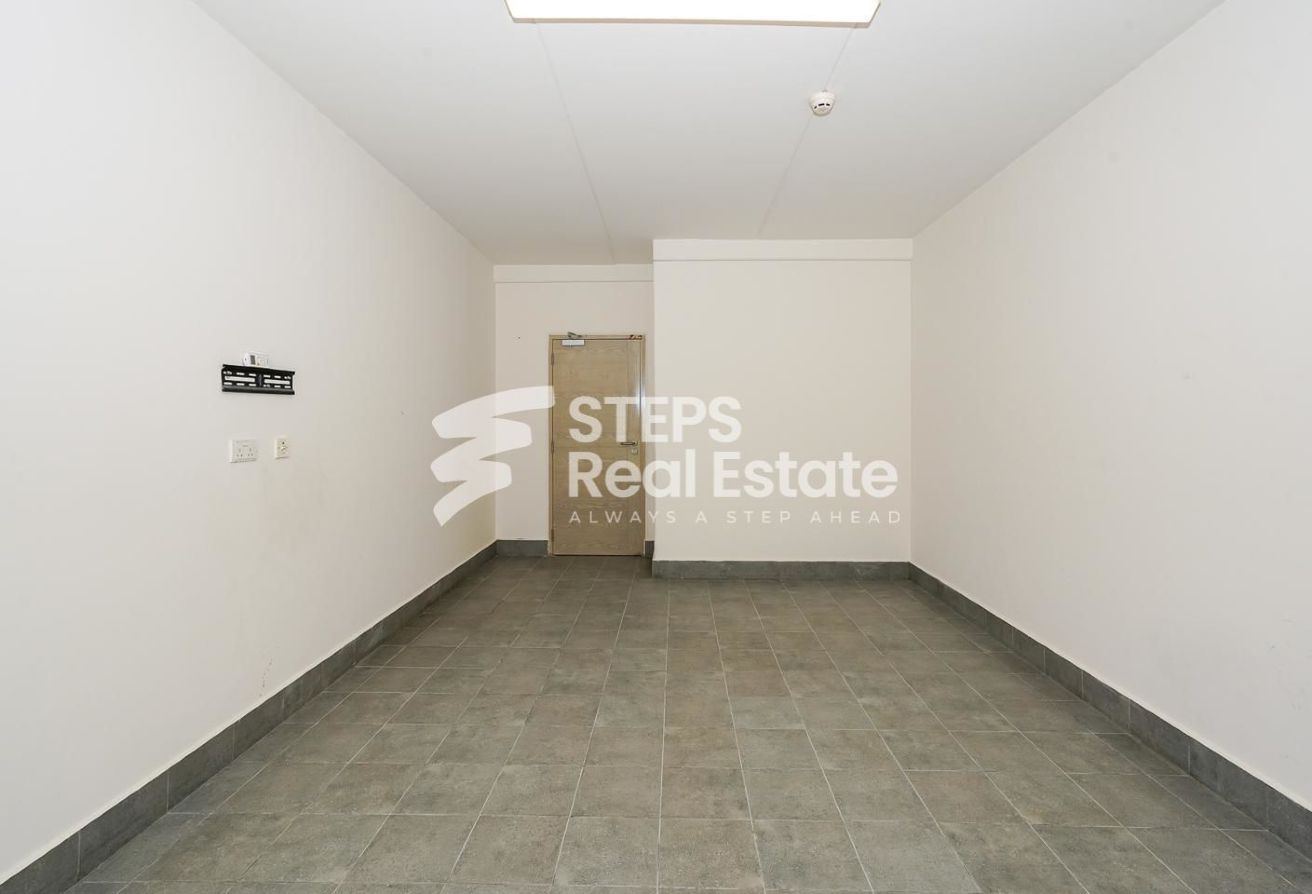 Spacious Labour Accommodation in Prime Umm Salal