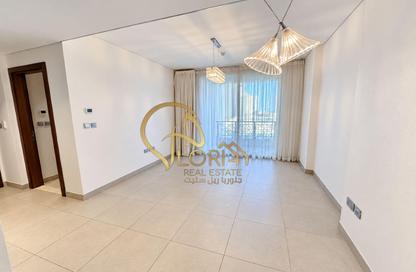 Apartment - 1 - 2 for rent in Viva East - Viva Bahriyah - The Pearl Island - Doha