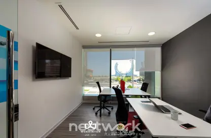 مساحات مكتبية - 2 حمامات للايجار في برج الفردان - الوسيل