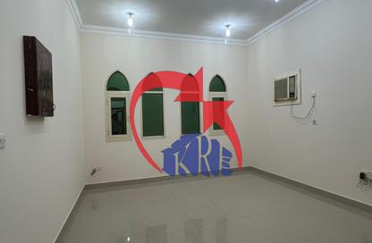 Apartment - 1 - 2 for rent in Salaja Street - Doha Al Jadeed - Doha