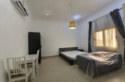 Apartment - Studio - 1 Bathroom for rent in Al Kharaitiyat - Al Kharaitiyat - Al Kharaitiyat - Umm Salal Mohammed