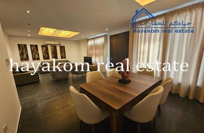 Villa - 3 Bedrooms - 3 Bathrooms for rent in Umm Al Seneem Street - Ain Khaled - Doha