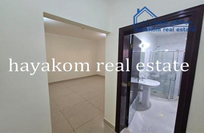 Whole Building - 2 Bedrooms - 2 Bathrooms for rent in Al Wakrah - Al Wakra