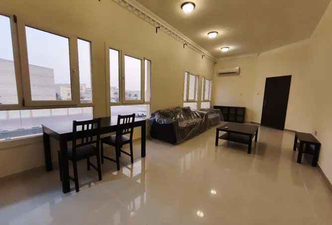 63132666 - Property Image 3
