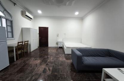 Apartment - Studio - 1 Bathroom for rent in West Bay - West Bay - Doha