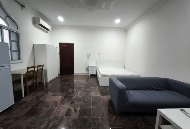 61005238 - Property Image 3