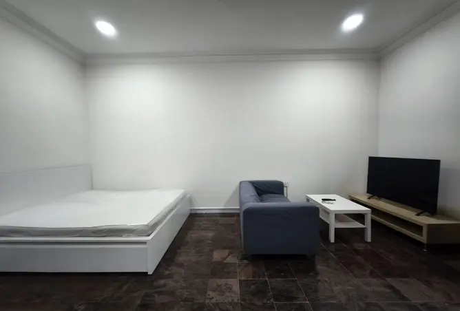 61005238 - Property Image 2