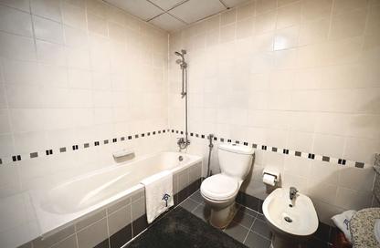 Apartment - 2 - 3 for rent in Al Areen Tower - West Bay - West Bay - Doha