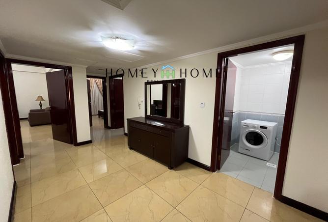 787122 - Property Image 2