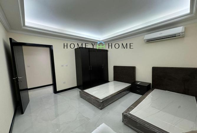 805395 - Property Image 3