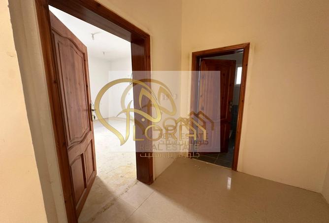 821666 - Property Image 2