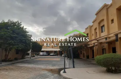 Compound - 4 Bedrooms - 5 Bathrooms for rent in Old Airport Road - Old Airport Road - Doha