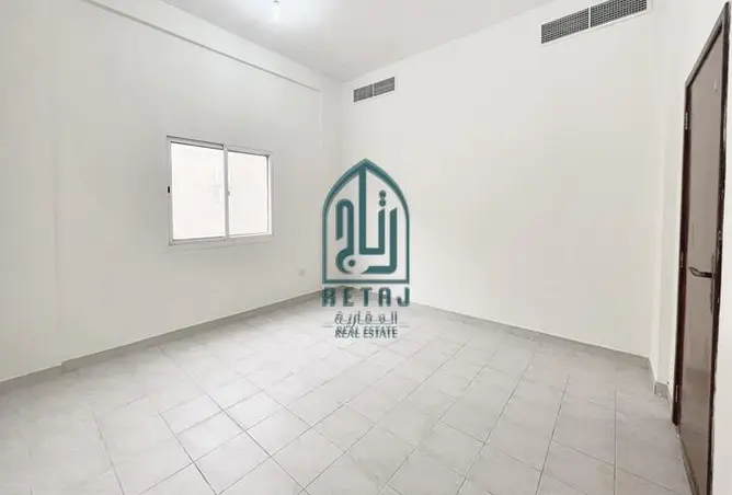 934307 - Property Image 3