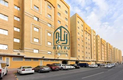 Apartment - 3 Bedrooms - 2 Bathrooms for rent in Al Sadd Road - Al Sadd - Doha