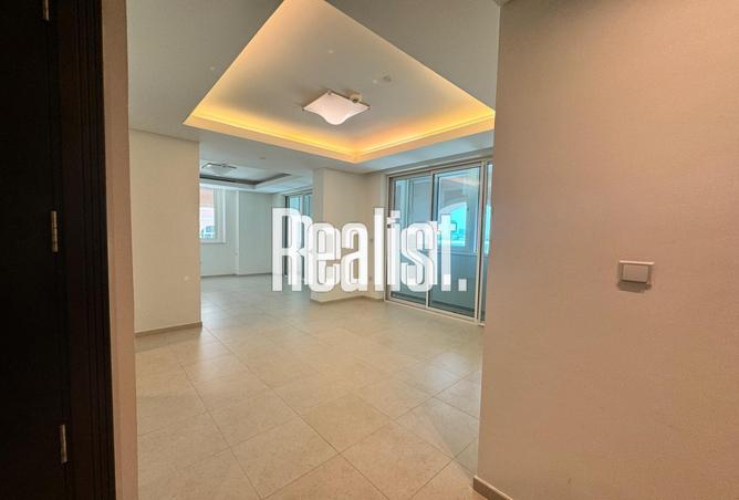 696223 - Property Image 2