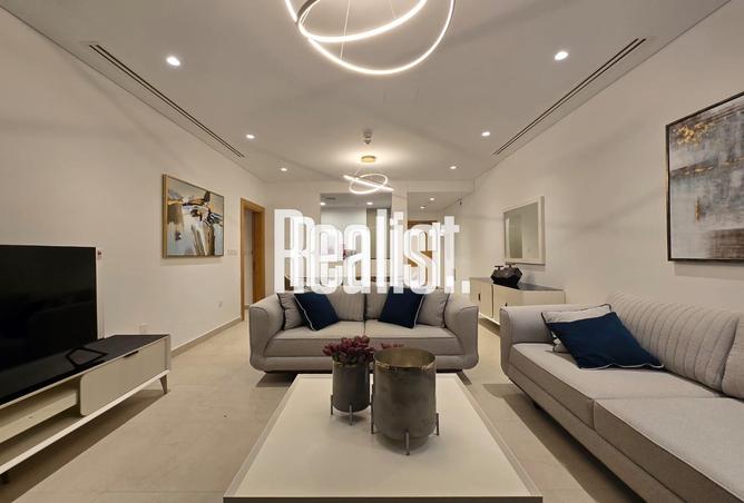 798563 - Property Image 2