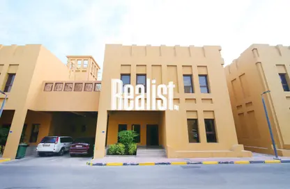 Villa - 4 Bedrooms - 5 Bathrooms for rent in Wadi Al Markh - Muraikh - AlMuraikh - Doha