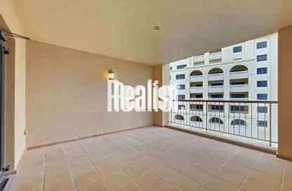 شقة - غرفة نوم - 2 حمامات للبيع في طريق بورتو الشرقي - بورتو أرابيا - جزيرة اللؤلؤة - الدوحة