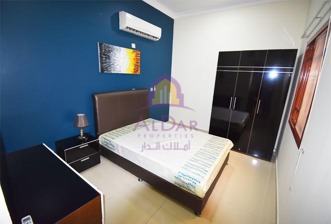 825846 - Property Image 2