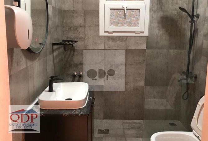 742488 - Property Image 2