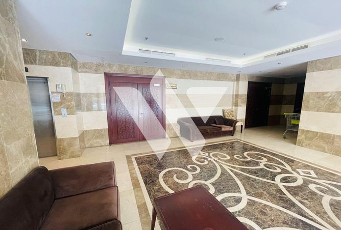 874523 - Property Image 2