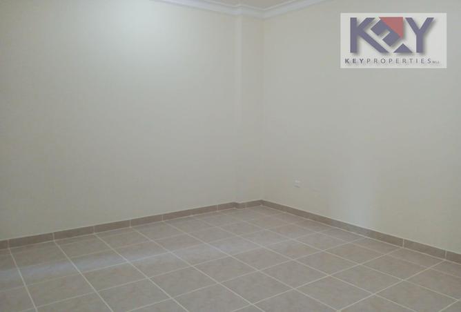 806978 - Property Image 3