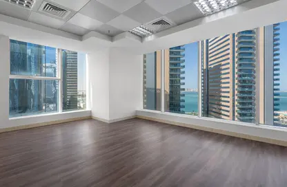 مساحات مكتبية - استوديو - 2 حمامات للايجار في برج وست باي - الخليج الجنوبي - الخليج الغربي - الدوحة