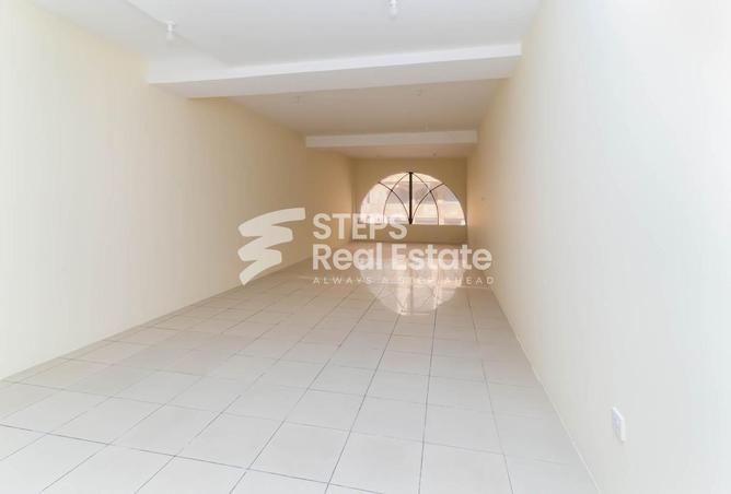 949038 - Property Image 3