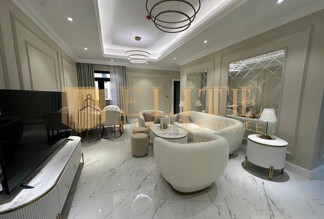 964116 - Property Image 2