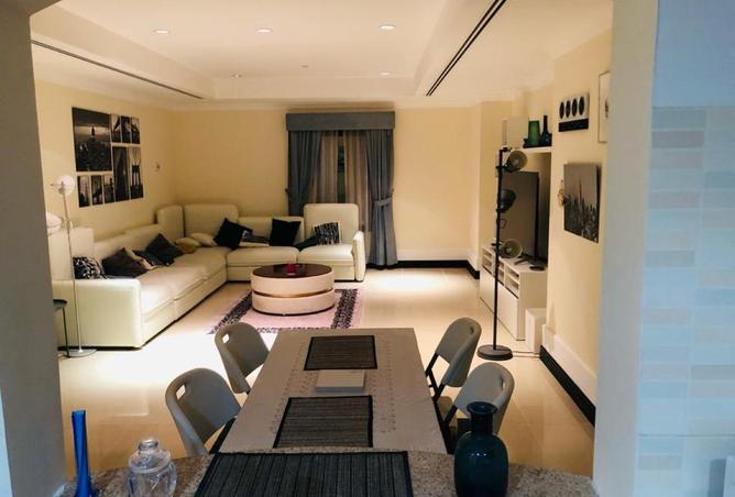 782587 - Property Image 2