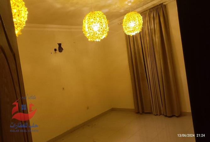 674248 - Property Image 3