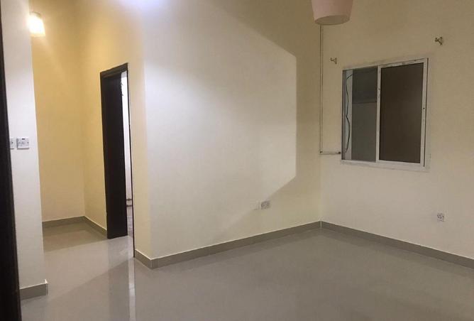 830059 - Property Image 3