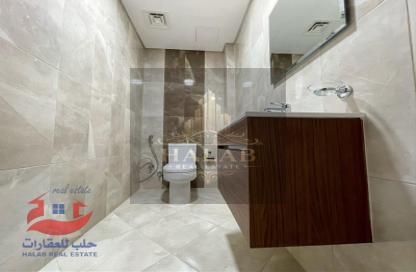 Apartment - 1 Bedroom - 2 Bathrooms for sale in Seef Lusail Tower 1 - Seef Lusail - Lusail City - Lusail