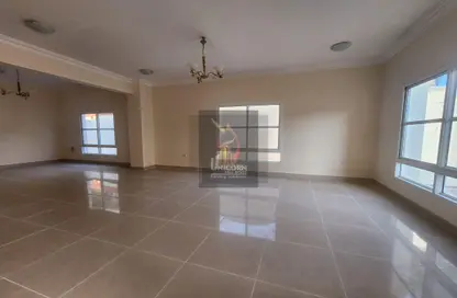 Villa - 5 Bedrooms - 6 Bathrooms for rent in Old Airport Road - Old Airport Road - Doha