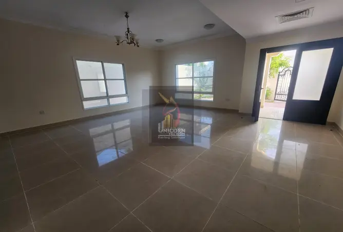 63922328 - Property Image 2