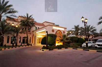 مجمع سكني - 4 غرف نوم - 4 حمامات للايجار في شارع الوعب - الوعب - الدوحة مجمع سكني - 4 غرف نوم - 4 حمامات للايجار في شارع الوعب - الوعب - الدوحة