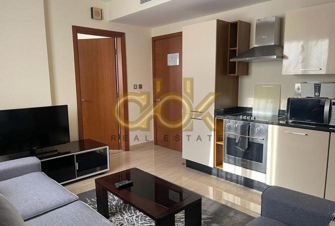 900772 - Property Image 2