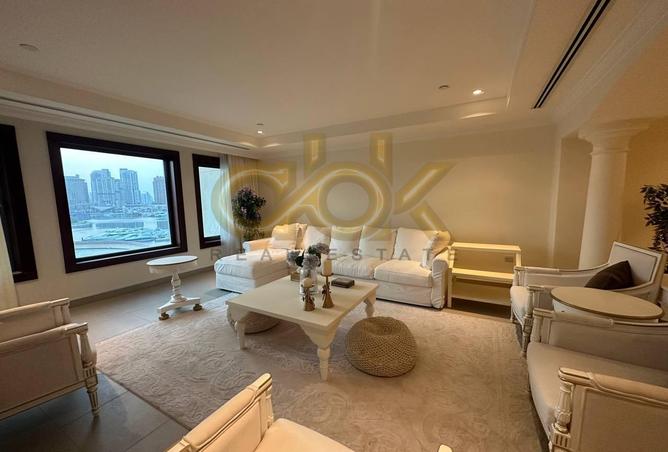 982560 - Property Image 3